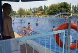 Park Moczydło 2017. Można się kąpać w największym odkrytym basenie w Warszawie