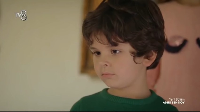 "Więzień miłości". Widzowie pokochali małego Alego! Jak dziś wygląda Çağan Alp Önder? Co wiemy o młodym aktorze?