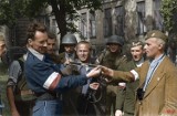 Koloruje historię. Dzięki jego pracy poznajemy nieznane strony Powstania Warszawskiego [ZDJĘCIA]