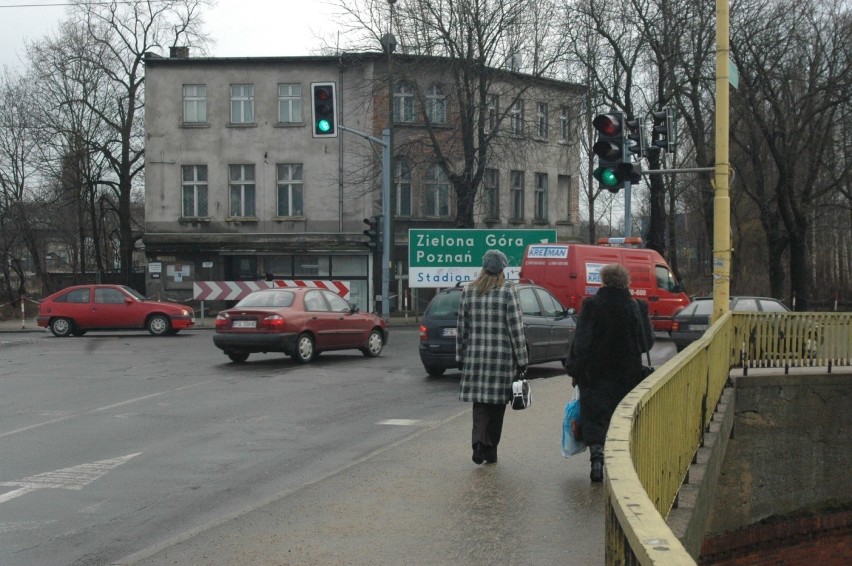 Most Staromiejski w Gorzowie był naprawdę brzydki. I do tego w fatalnym stanie technicznym. Pamiętacie go?