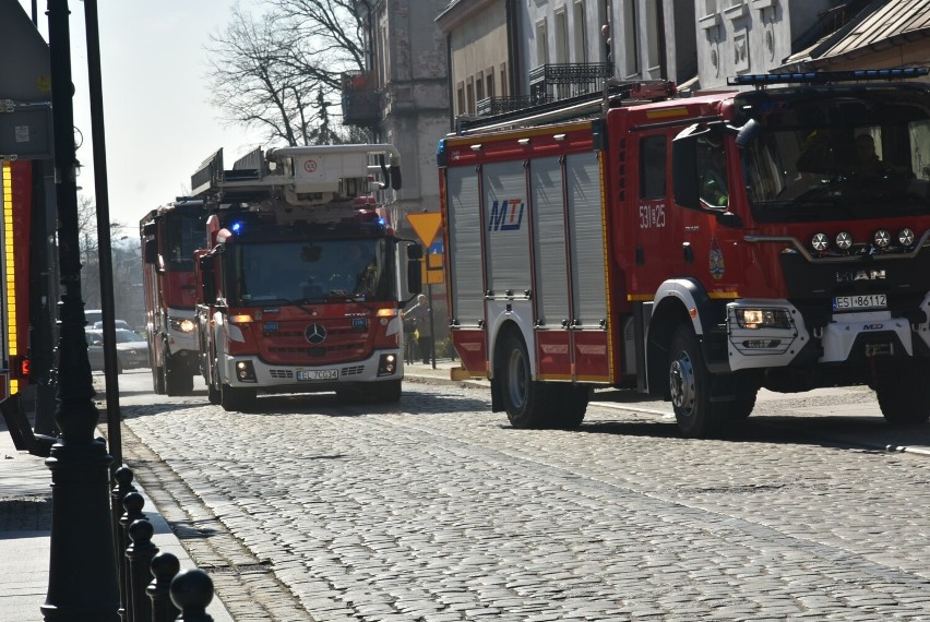 Wielka akcja strażaków w Bazylice Mniejszej i Sanktuarium św. Józefa w Sieradzu ZDJĘCIA