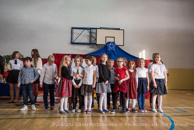 Jasełka w Publicznej Szkole Podstawowej numer 4 w Kozienicach.