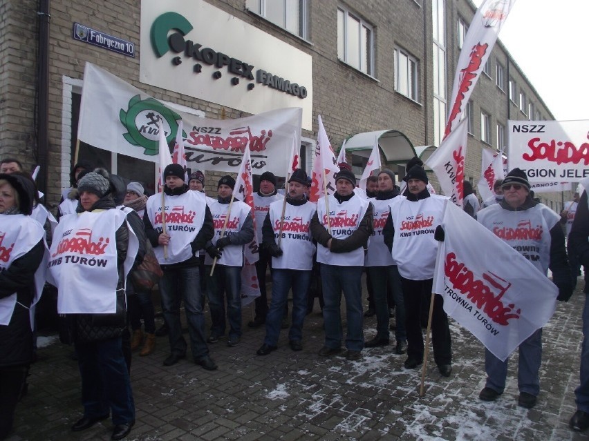 Protest "Solidarności" w obronie zakładu pracy w 2014 roku.