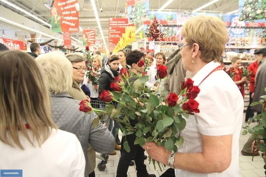 Pierwsza rocznica otwarcia hipermarketu Auchan we Włocławku [zdjęcia, wideo]
