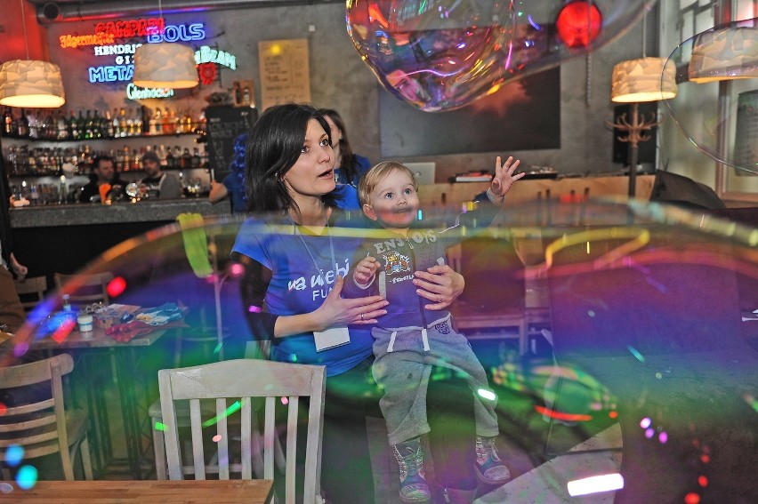 Dzieci z autyzmem kochają bańki! Druga edycja akcji w Meskalinie