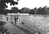 Basen wojskowy w Żarach, kiedyś był kąpieliskiem miejskim. Tam wielu żaran uczyło się pływać!