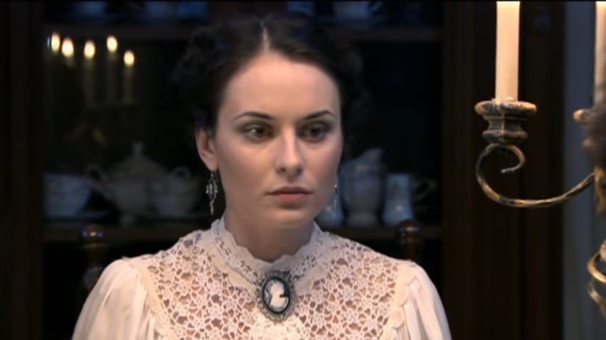 "Kozacka miłość" odcinek 53. Grigorij rozpacza po śmierci Fiodora! Aliona dowiaduje się, że jej matka doprowadziła rodziców Stiepana do skrajnej nędzy! [STRESZCZENIE ODCINKA]