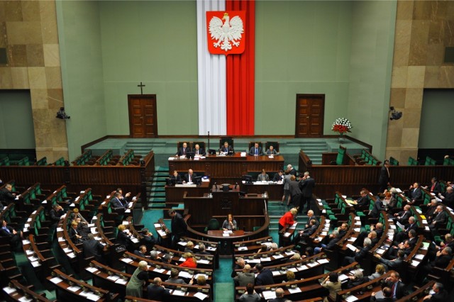 Projekt ustawy "Za życiem" trafił do Sejmu. Za urodzenie ciężko chorego dziecka 4 tysiące złotych