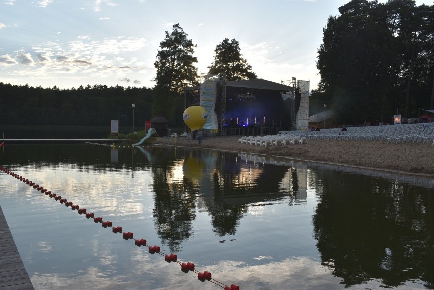 Koncert Pawła Domagały w Dąbiu podczas Lubuskiego Lata...