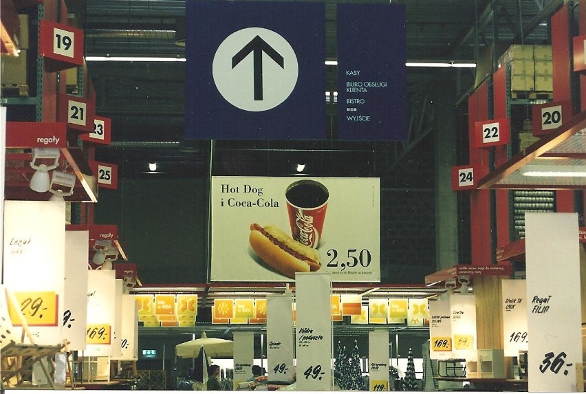Pierwsza IKEA w Polsce była w Warszawie. Jak robiło się zakupy w latach 90.? [ARCHIWALNE ZDJĘCIA]