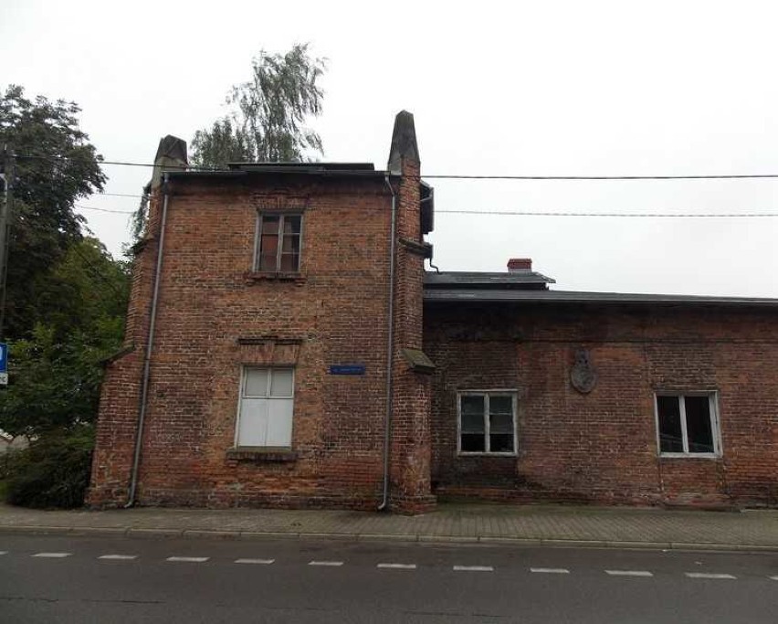 Rewitalizacja domku gotyckiego w Opatówku. Remont potrwa do...