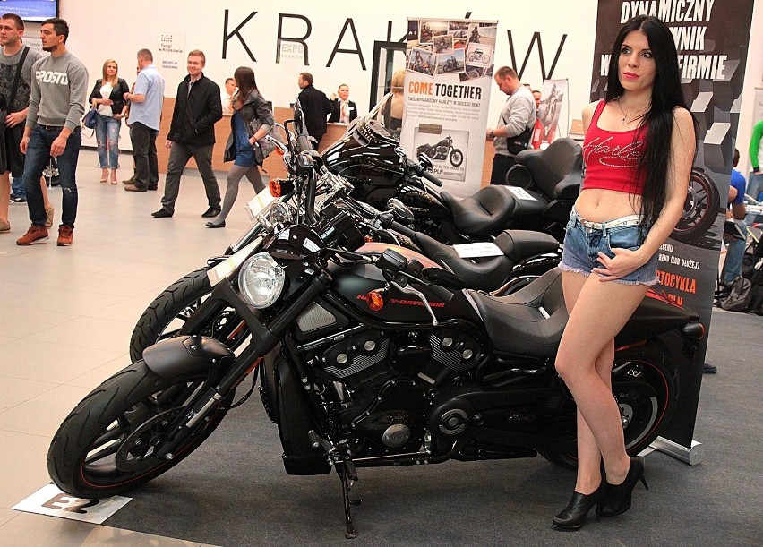 Hostessy na Moto Show w Krakowie.