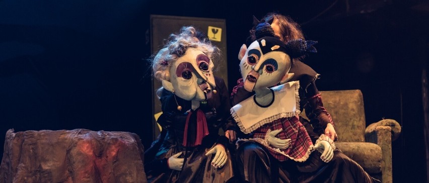 Spektakl "Księżycowe opowieści" w Teatrze "Maska" w Rzeszowie.  Piękny musical o strachu i przyjaźni na przekór społecznym oczekiwaniom