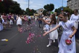 Boże Ciało w Gorzowie. Zobaczcie zdjęcia z czwartkowej procesji. W uroczystościach udział wzięły tysiące ludzi!