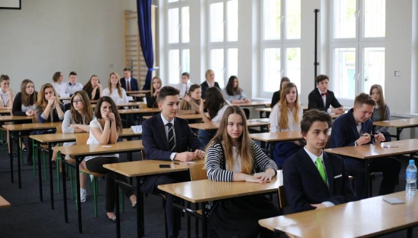 Dziś drugi dzień egzaminów gimnazjalnych. Strajk nauczycieli trwa.