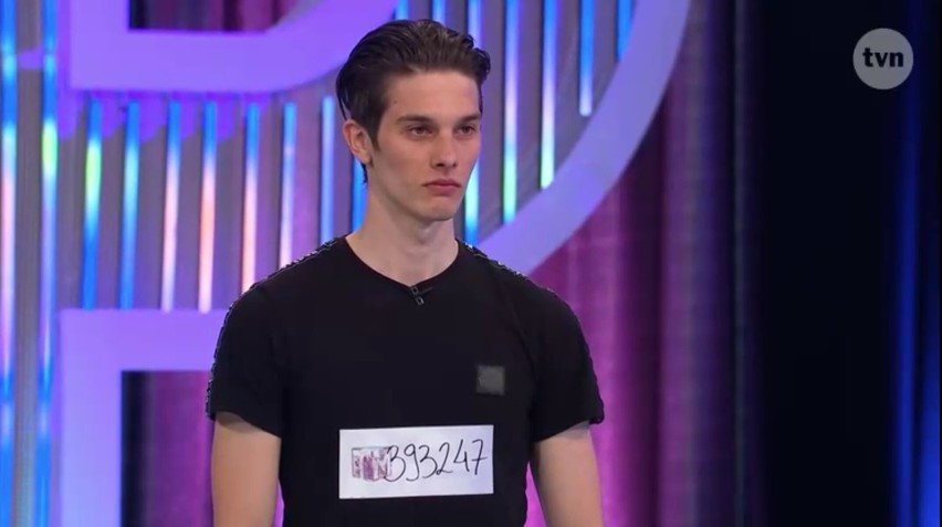 "Top Model". 20-letni Kacper z domu dziecka. Chłopak podzielił się na castingu swoją dramatyczną historią!