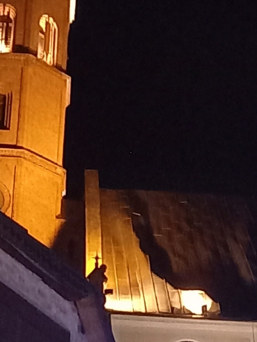 Wiatr uszkodził dach w kościele w Grodowcu