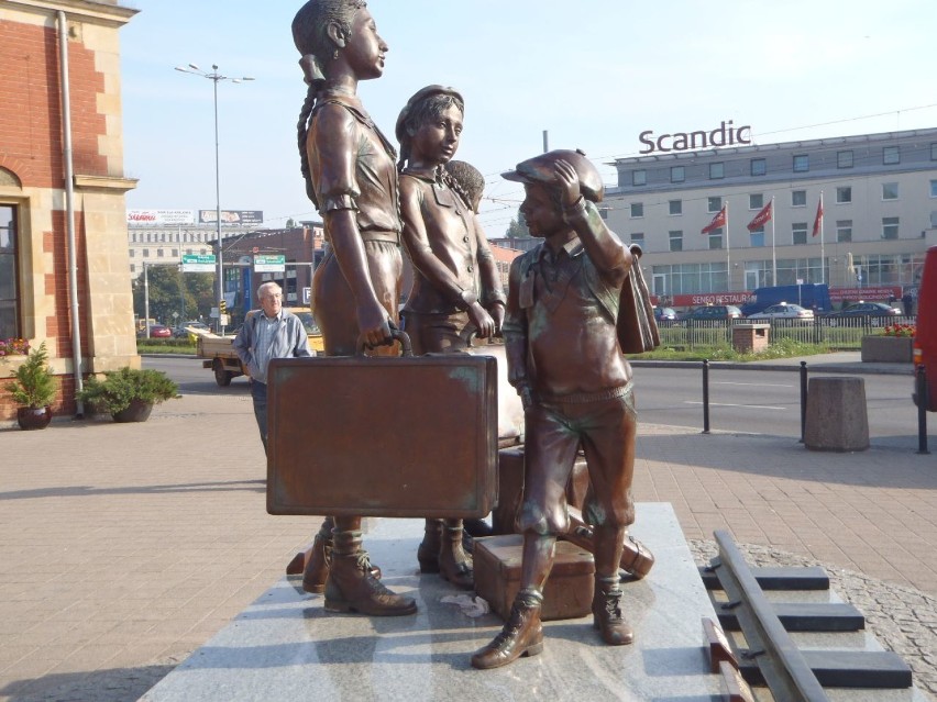 Pomnik Kindertransportów w Gdańsku został zniszczony
