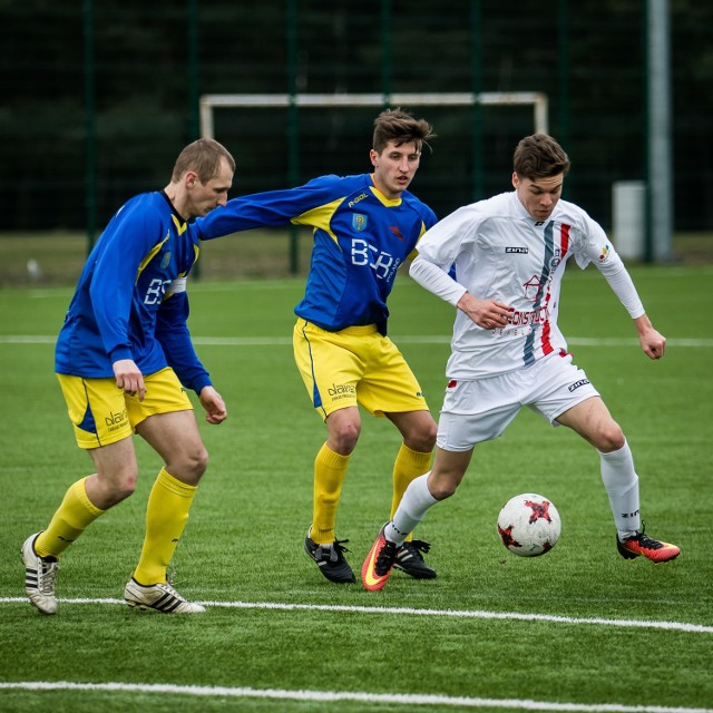 Zdjęcia z meczu BKS Bydgoszcz - Iskra Ciechocin 2:1.