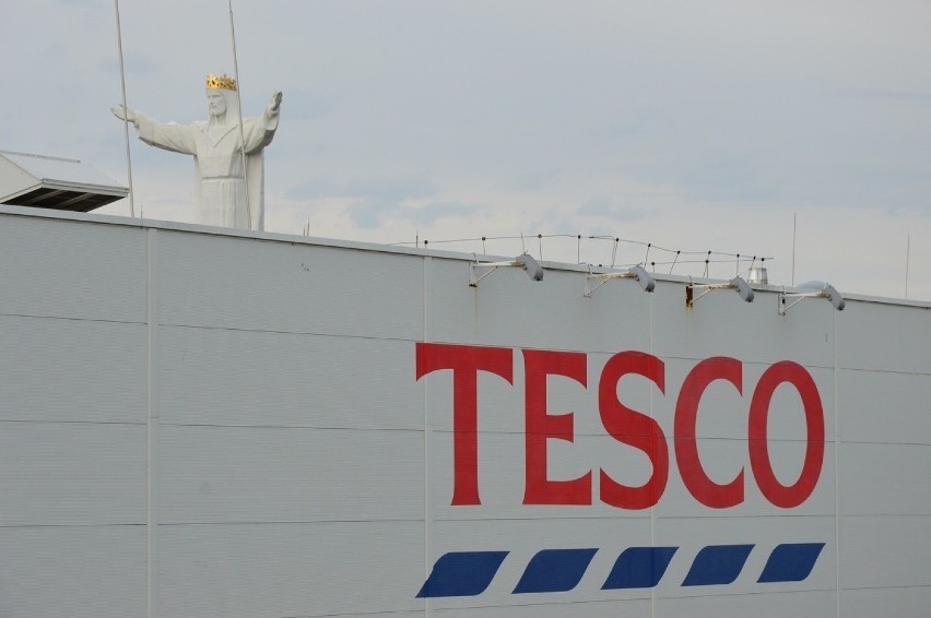 "Jakie jest najstarsze Tesco w Polsce? To w Świebodzinie, bo...