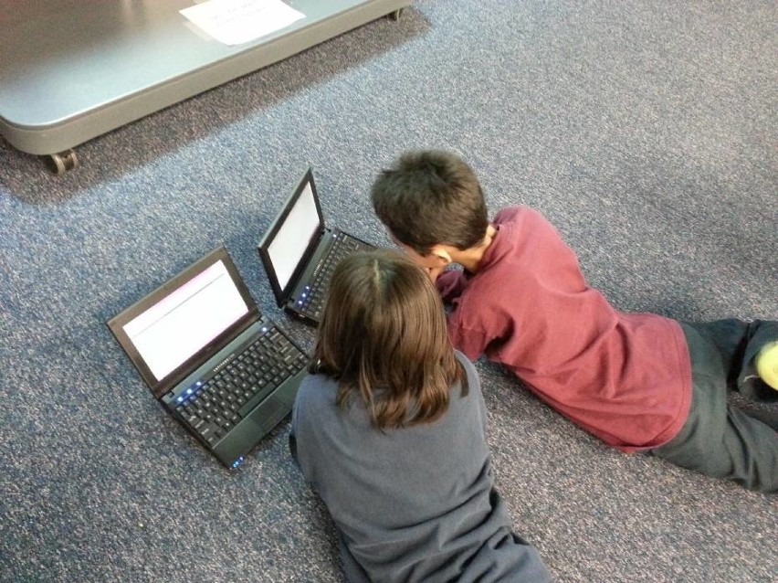 Prezent na komunię dla chłopca: Laptop

Podarowanie dziecku...