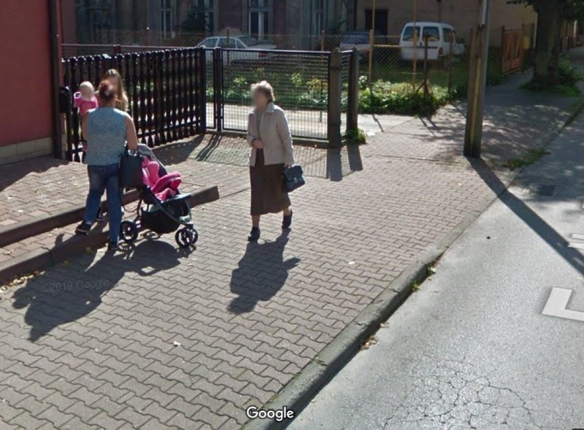 Mieszkańcy Zawiercia na zdjęciach Street View
