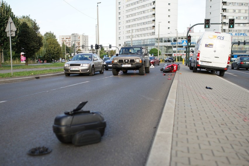 Kraków. Motocyklista ranny w wypadku [ZDJĘCIA]