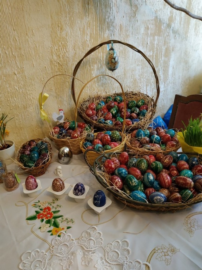 Wielkanoc. Cuda na jajkach rysowane z kolekcji zduńskowolanki [zdjęcia]