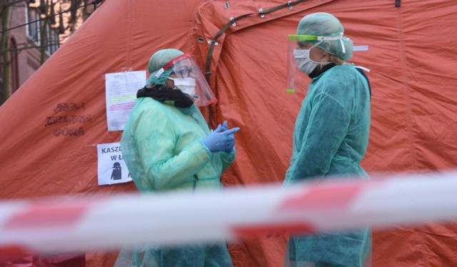 Rekordowo dużo nowych przypadków zakażenia koronawirusem w Polsce
