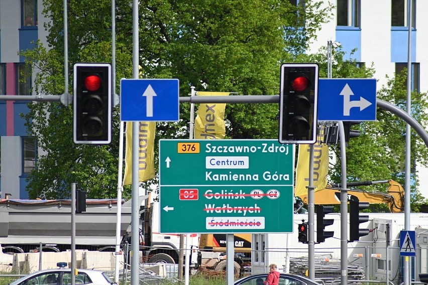 Rondo Niepodległości w Wałbrzychu: Będzie łatwiej przejechać z Piaskowej Góry na Podzamcze!
