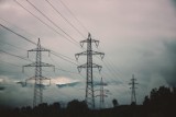 Brak prądu w Legnicy i powiecie legnickim. Sprawdź, gdzie i kiedy nie będzie prądu! [23.11-26.11]