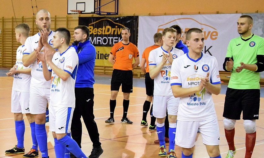 Supra Kwidzyn walczy o 1. ligę futsalu. W niedzielę rewanż z KS BestDrive Piła! [ZDJĘCIA]