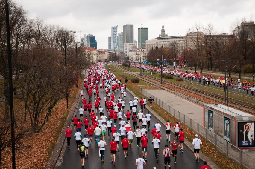 Bieg Niepodległości 2017 w Warszawie. Organizatorzy idą na...