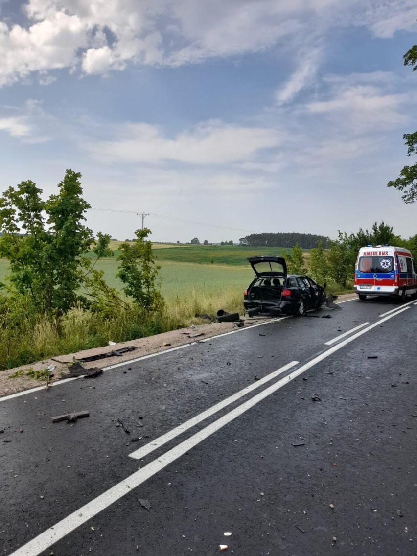 Tragiczny wypadek na dw 215 na trasie Sławoszyno - Karwieńskie Błota (1 lipca 2022)