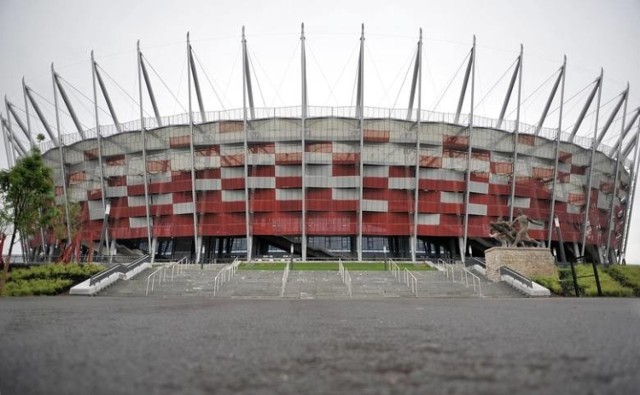 Sejm i Senat przeniosą obrady z Wiejskiej na stadion narodowy? Taki pomysł ma Janusz Kowalski z Solidarnej Polski.