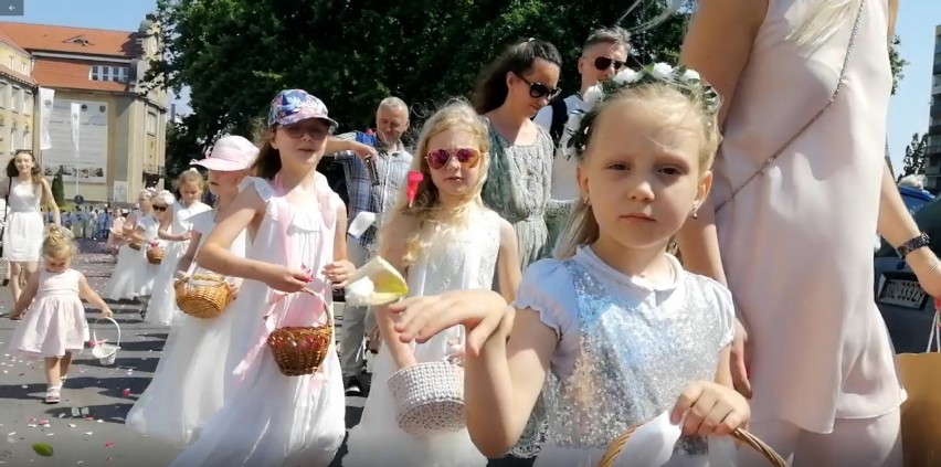 Boże Ciało. Tak wyglądała ubiegłoroczna procesja ulicami Głogowa. ZDJĘCIA