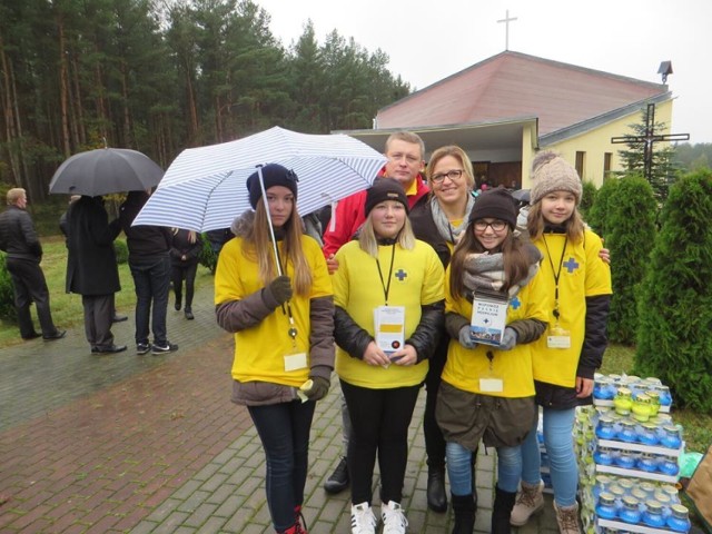 Powiat pucki: Rusza Akcja Znicz. Wspomnij bliską Ci osobę i zapal #ŚwiatełkoDlaHospicjum.