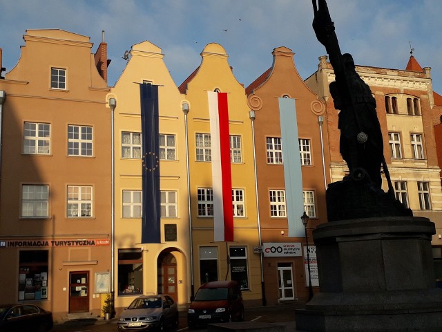 Tak grudziądzki Rynek był udekorowany dziś rano