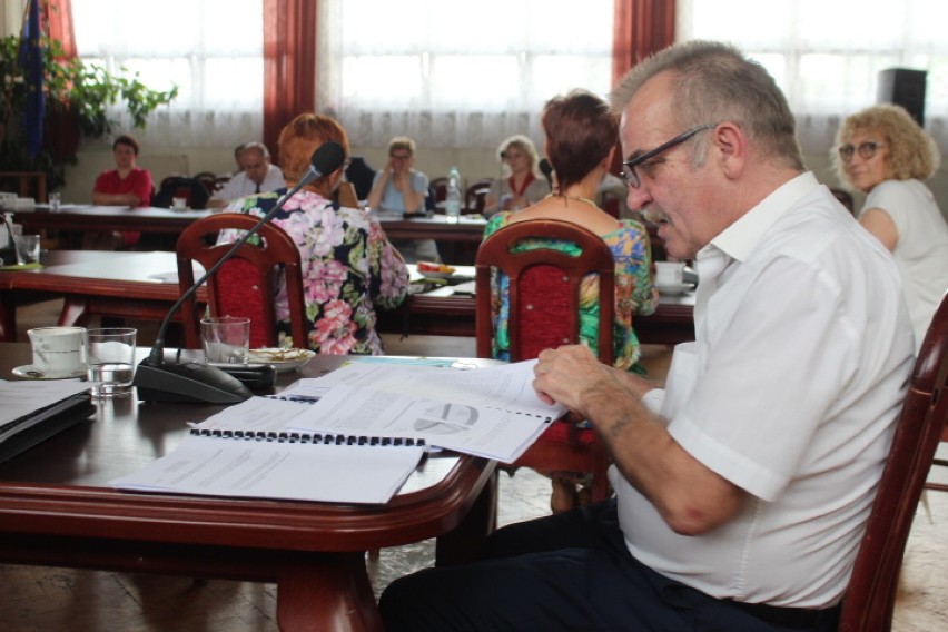 Marek Stefański (20.08.1956 w Radziejowie)

Oszczędności:...