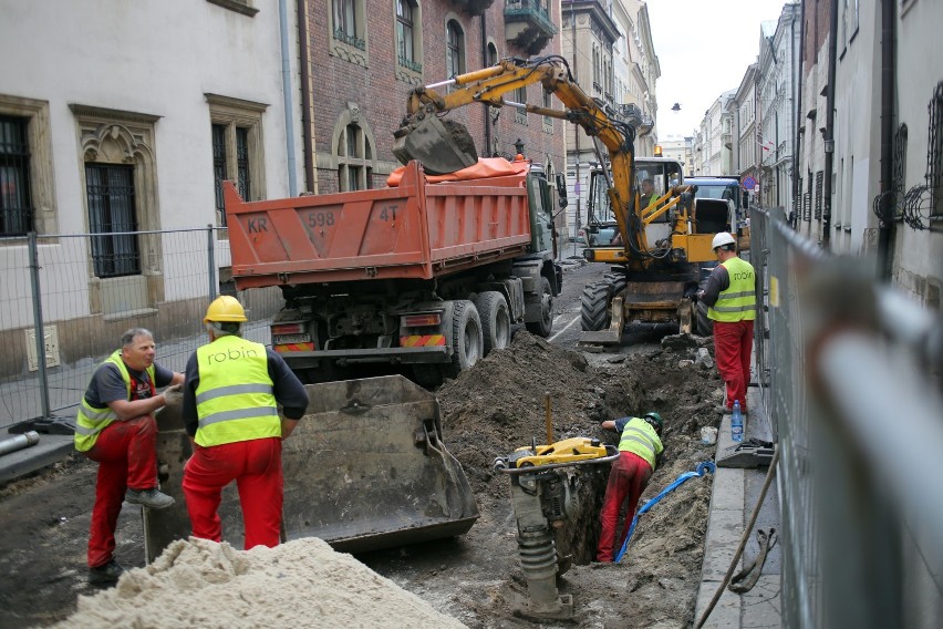 Kraków. Remont ul. św. Anny. Będzie elegancka i wygodniejsza [ZDJĘCIA]