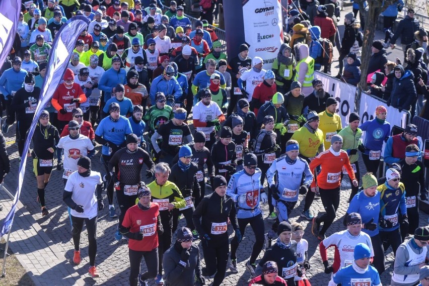 Trzy tysiące biegaczy z całego Pomorza i Polski na liście startowej półmaratonu w Gdyni! Rozpoczynają się treningi [zdjęcia]