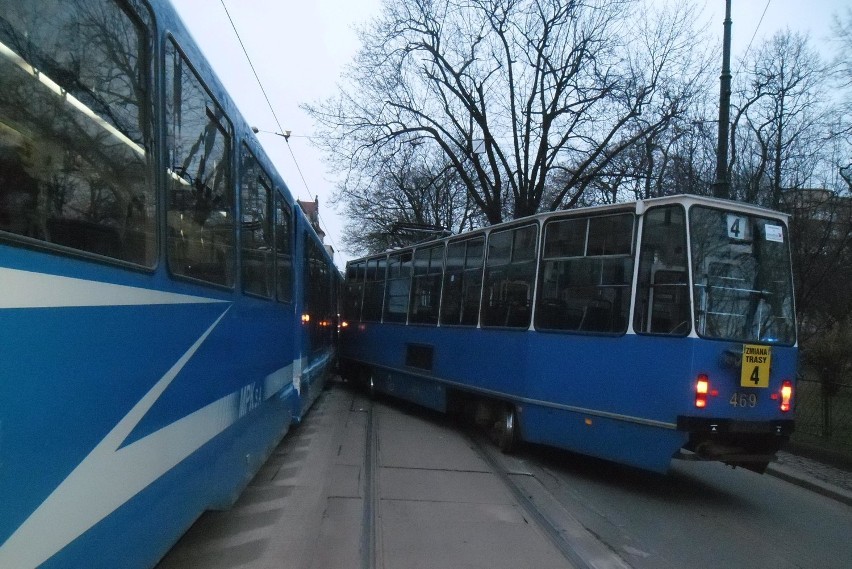 Krakowskie tramwaje znów się wykolejają