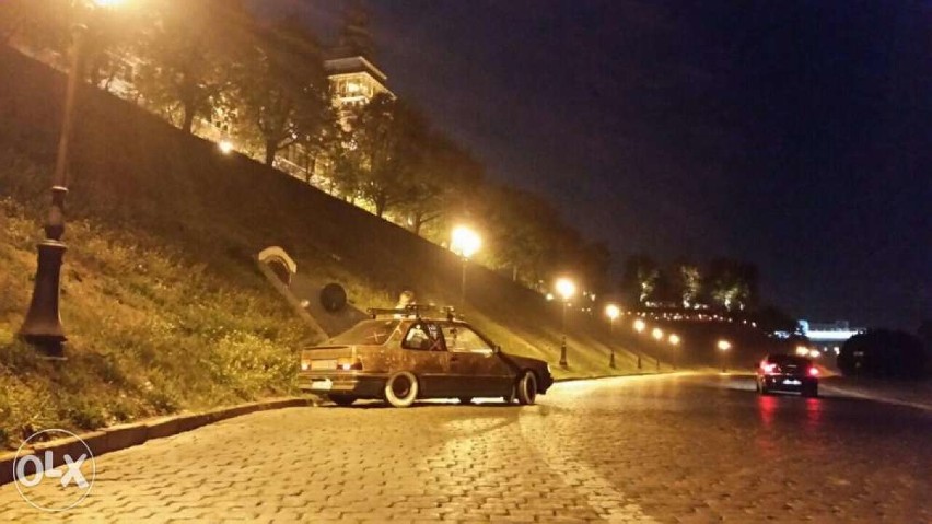 Oryginalne auto jeździ po Szczecinie. Poznajcie Złomka [zdjęcia]