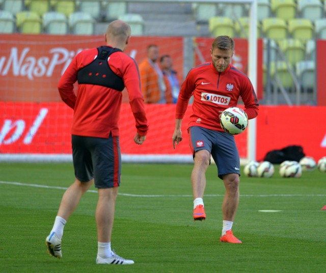 Trzymamy kciuki za naszych piłkarzy! Wczoraj intensywnie trenowali na stadionie.