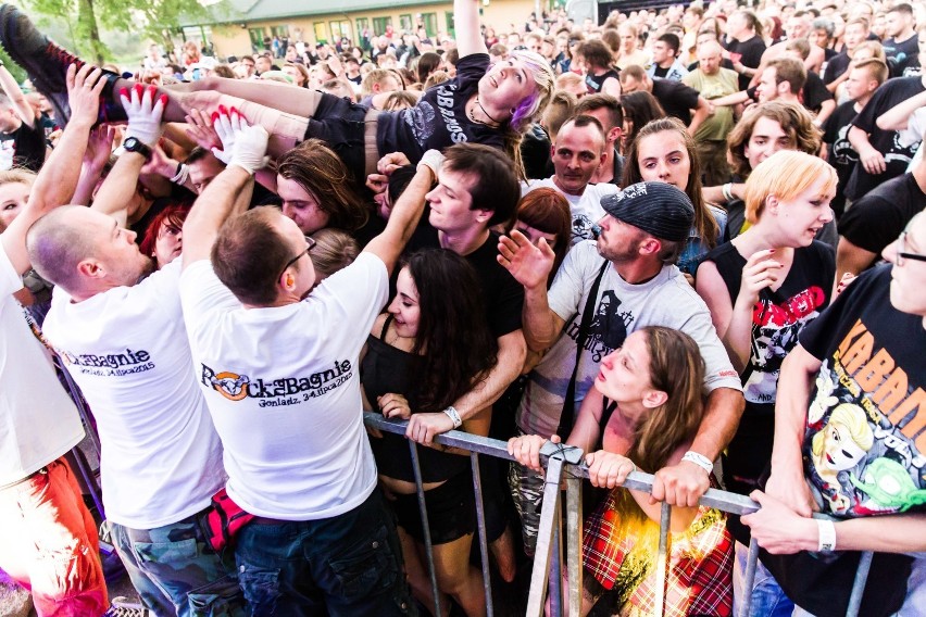 Zostań wolontariuszem na festiwalu Rock na Bagnie 2019. Poznaj festiwal od kuchni