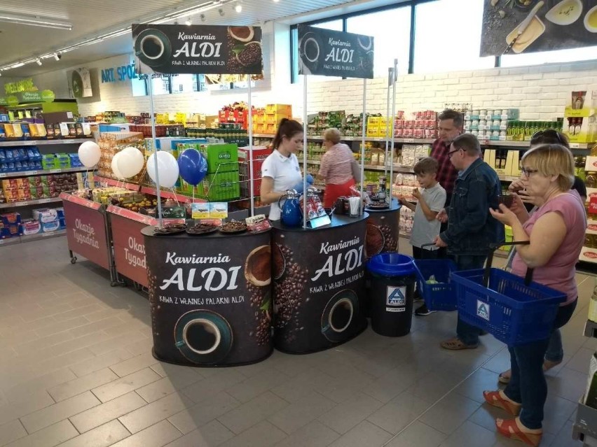 Sklepy sieci Aldi będą czynne do godziny 18