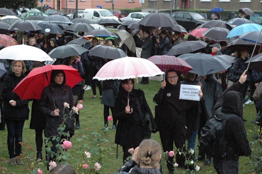 Czarny protest w Kaliszu w 2016 r.