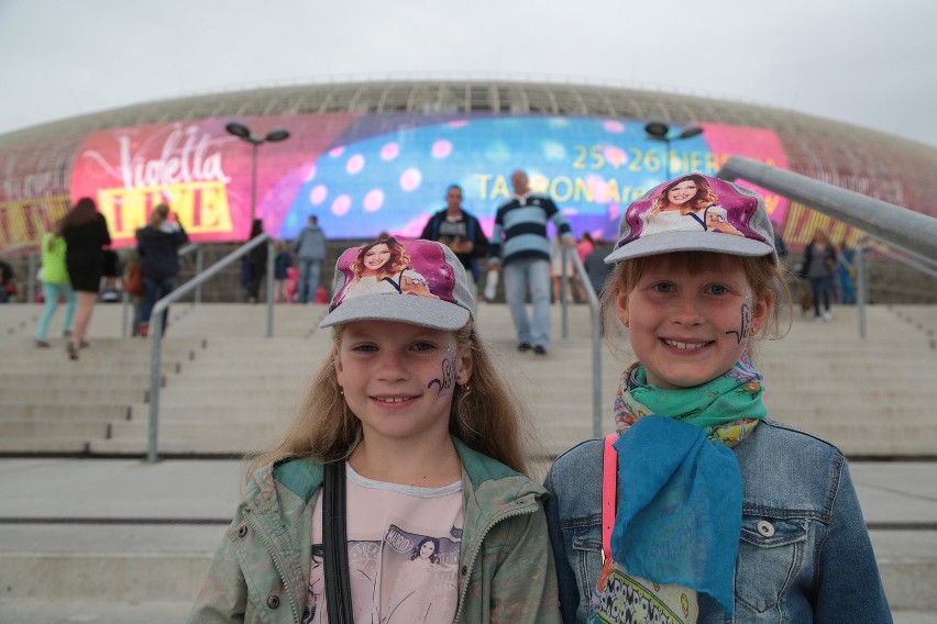 Violetta w Krakowie. Publiczność przed koncertem.