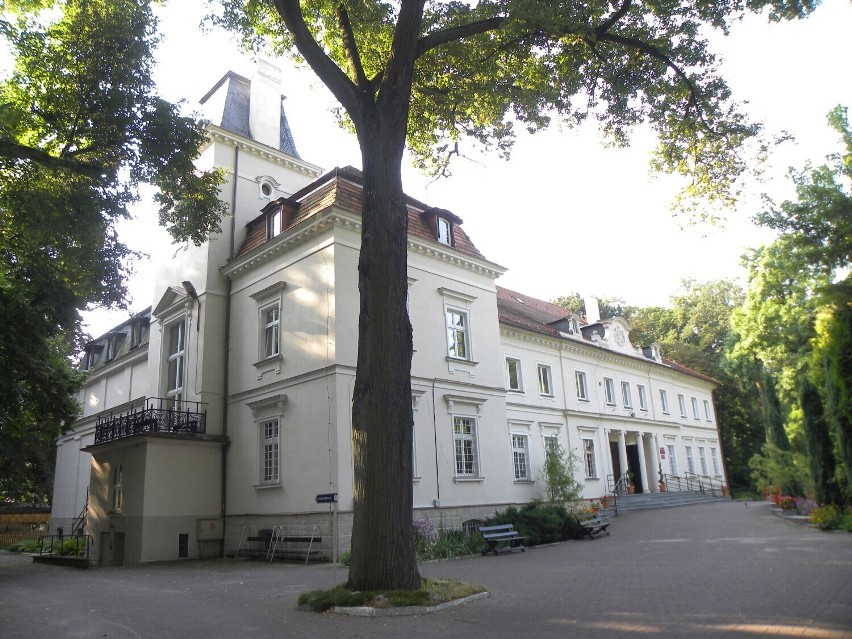 Pałac zbudowany dla Mikołaja Mielżyńskiego powstał pod...