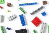 LEGO Star Wars to świetny pomysł na prezent na święta dla fanów klocków! Zobacz, czy uda Ci się je kupić na promocji